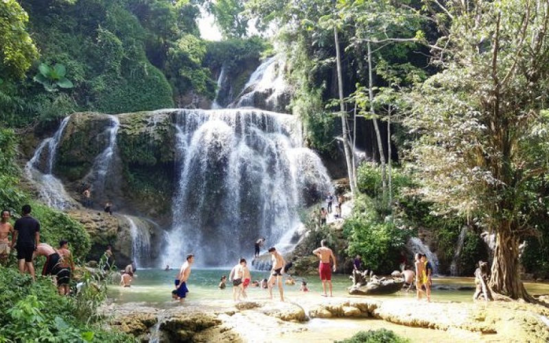 Mu Waterfall, Hoa Binh Vietnam