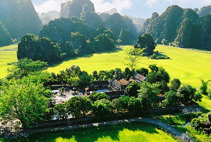 Hoa Lu - Tam Coc Ninh Binh full day tour